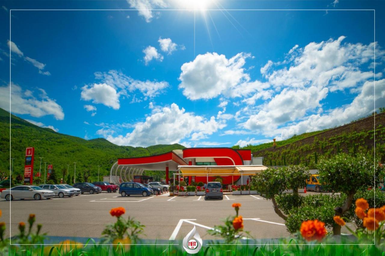 Nbt Hotel Reps Kukes Exterior photo